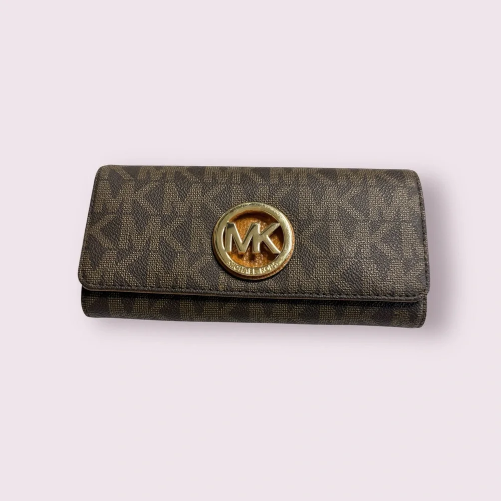 Michael Kors Brown Monogram‎ Wallet